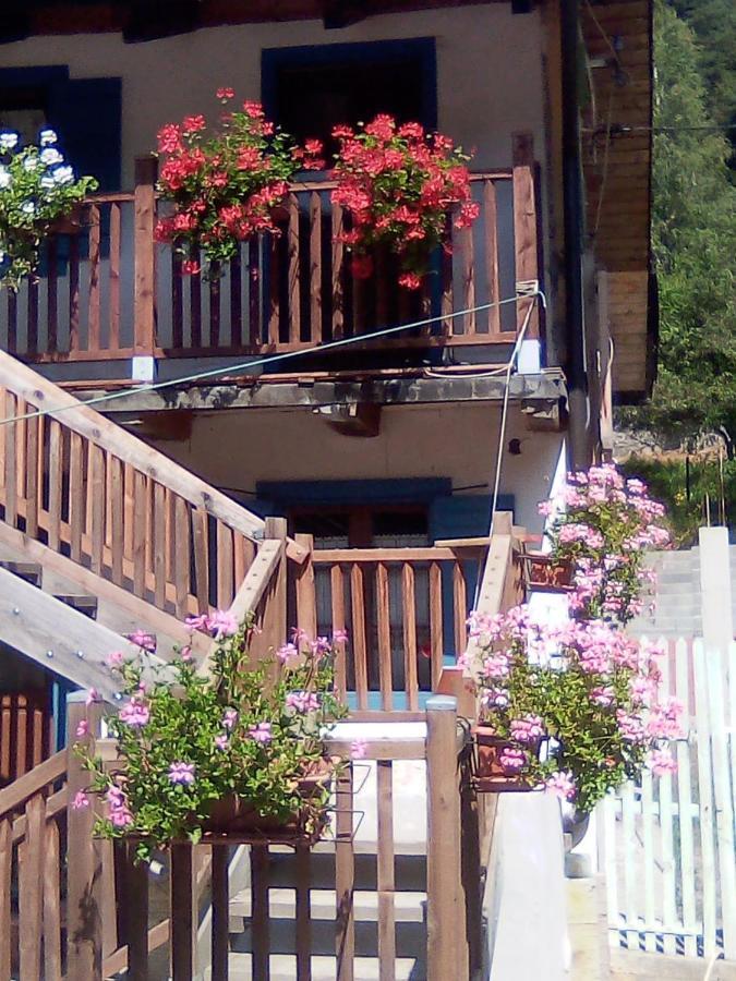La Vieille Maison Biselli Tende Exteriér fotografie