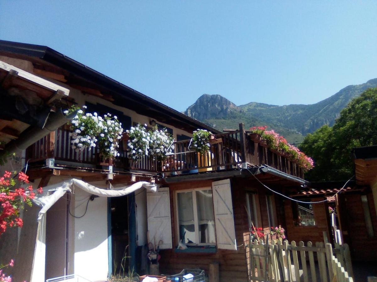La Vieille Maison Biselli Tende Exteriér fotografie