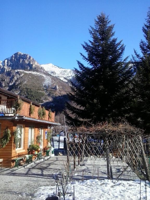 La Vieille Maison Biselli Tende Exteriér fotografie